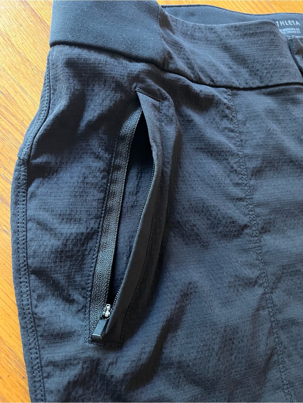 Athleta Trekkie Bermuda Shorts 2.0 Black 12 - Picture 6 of 11